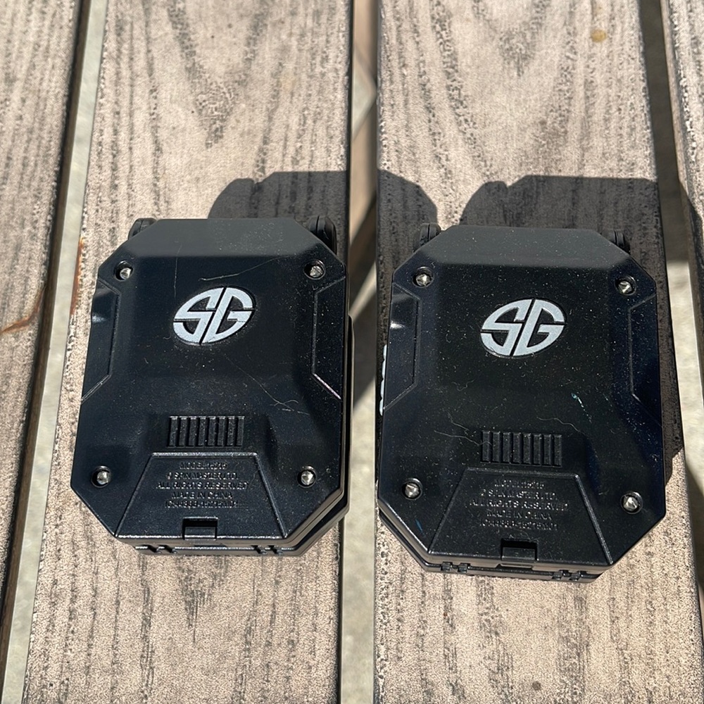 Spy Gear Video Walkie Talkies by Spin master x2